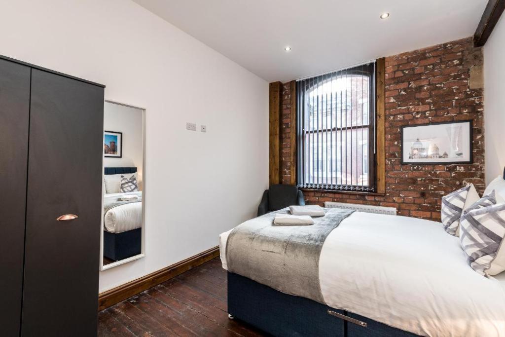 27 Stanley Street Aparthotel By Ustay Liverpool Exterior photo